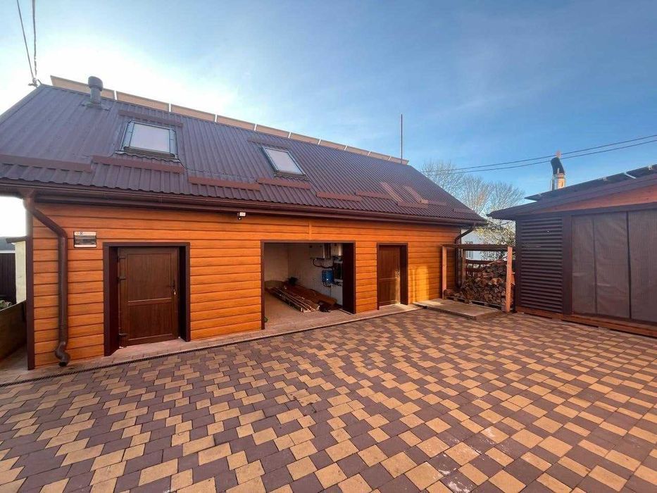 Фасадний сайдинг для будинку – стильний і практичний вибір