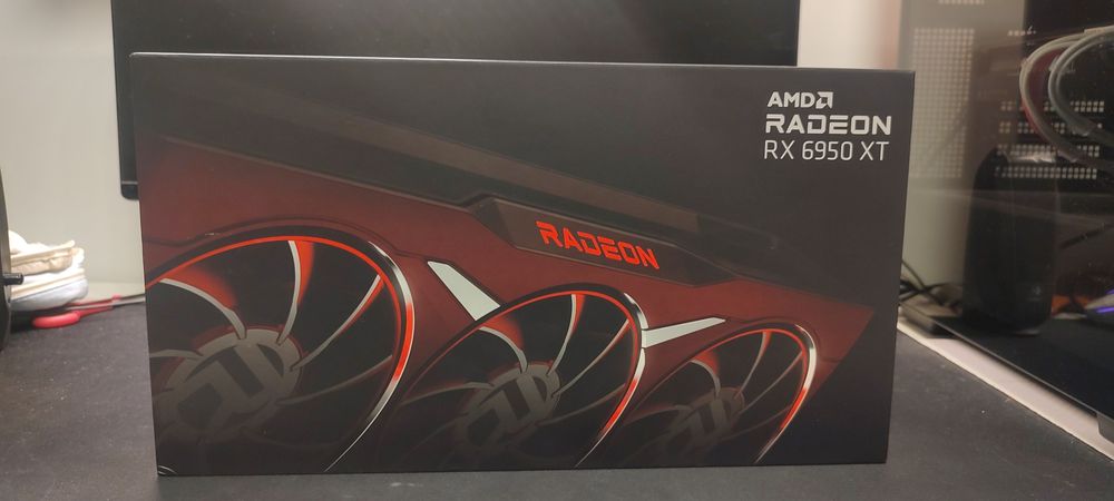 Radeon RX 6950 XT 16GB  referent