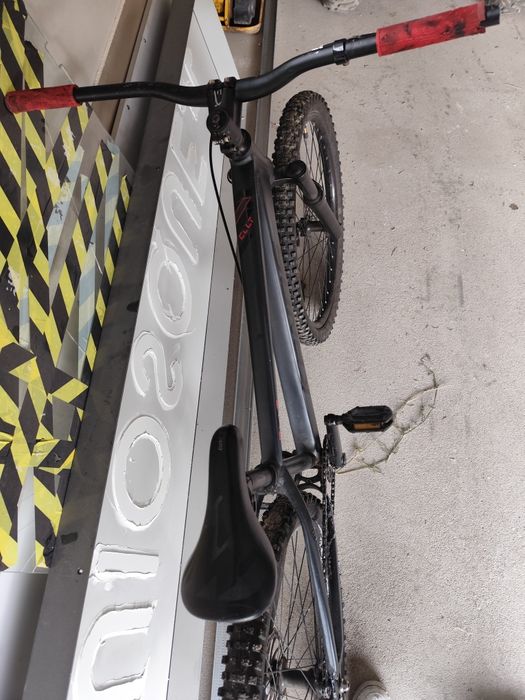 Rower dirt kands colt