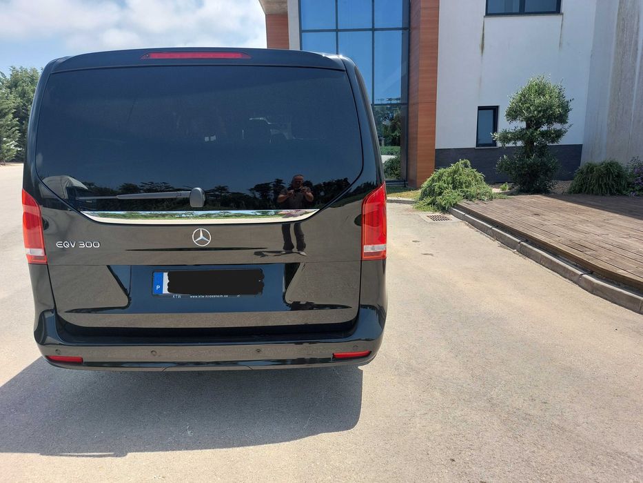 Mercedes Benz EQV300 Avangarde, longo, 8lug.