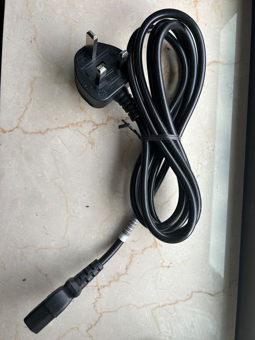 Lote de 4 Cabos de Alimentação UK PSU