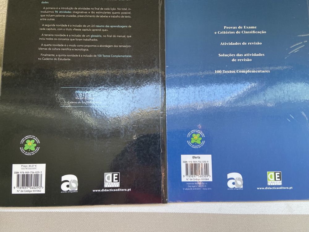 Manual e caderno do estudante de Filosofia de 11 ano