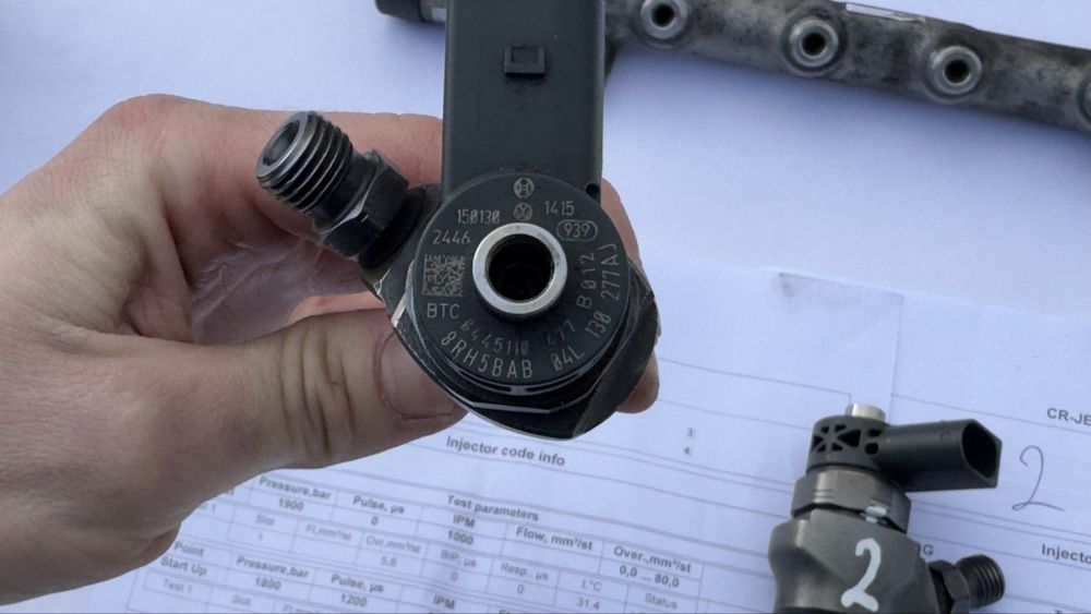 Форсунки 1.6 tdi CLH Рампа ТНВД Октавія а7 Гольф 7 Gof 7