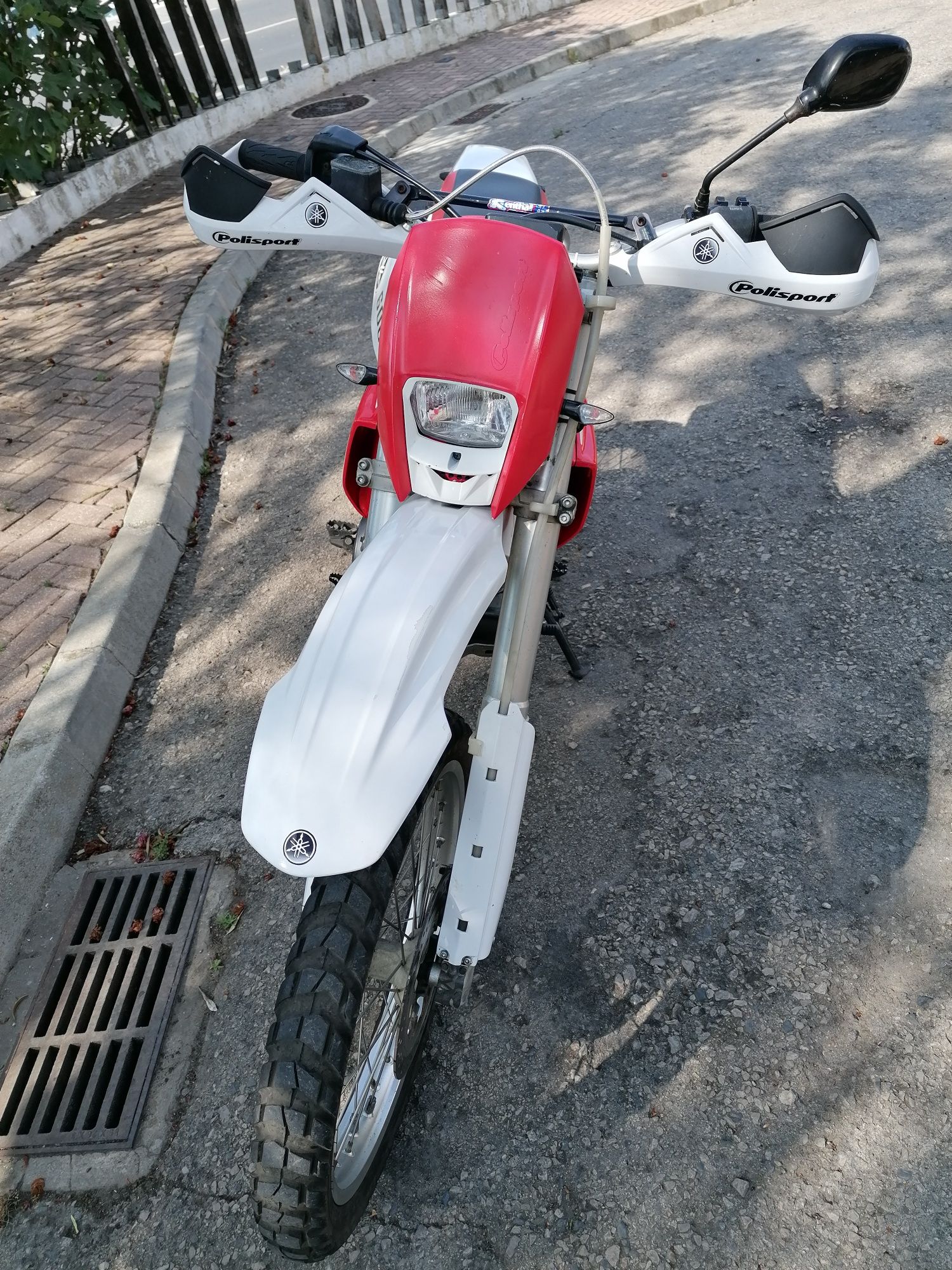 YAMAHA TT600E Belgarda em Excelente Estado, Impecável!!