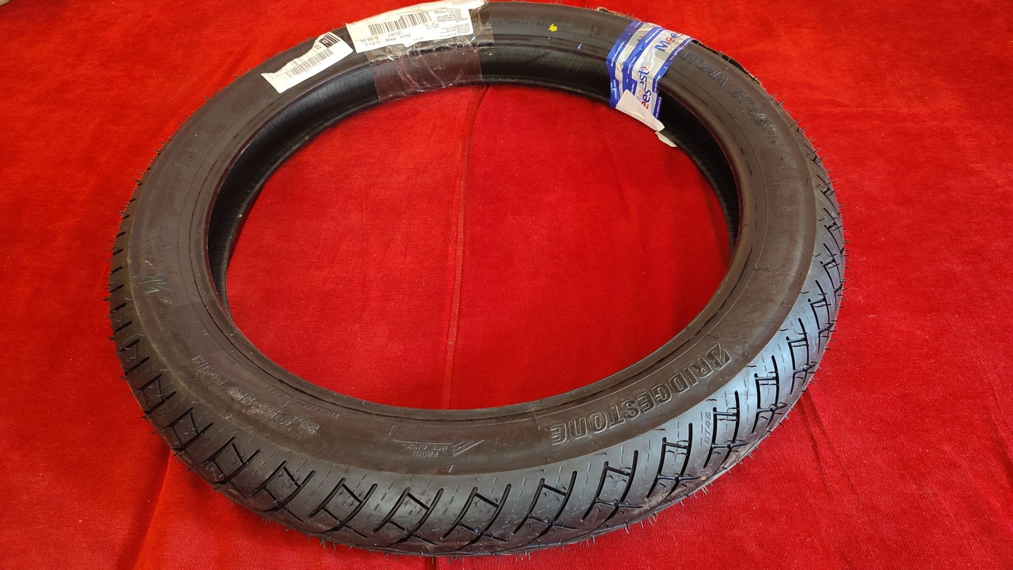 Шина на мотоцикл Bridgestone Battlax BT46 3.25 R19 Surron / Honda CB75