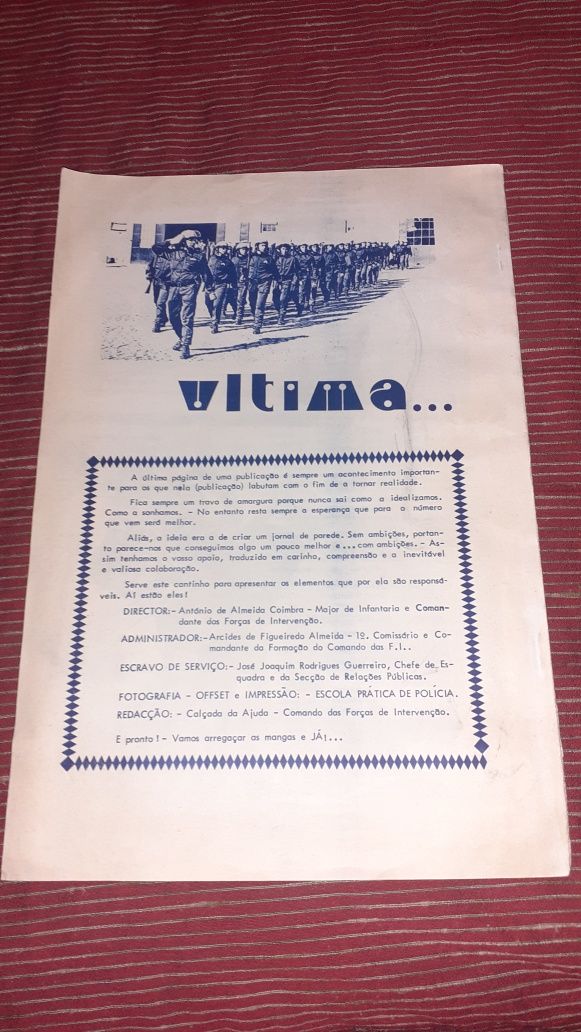 Revista Acção 1976 PSP forças de intervenção polícia raro