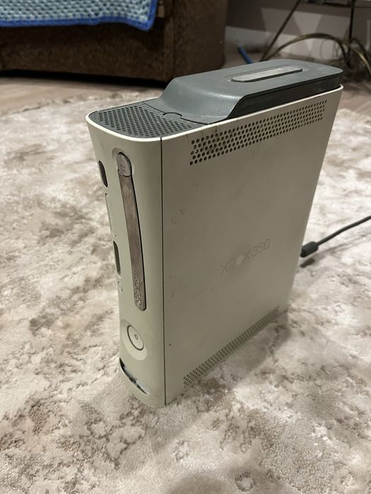 XBOX-360,ігрова приставка