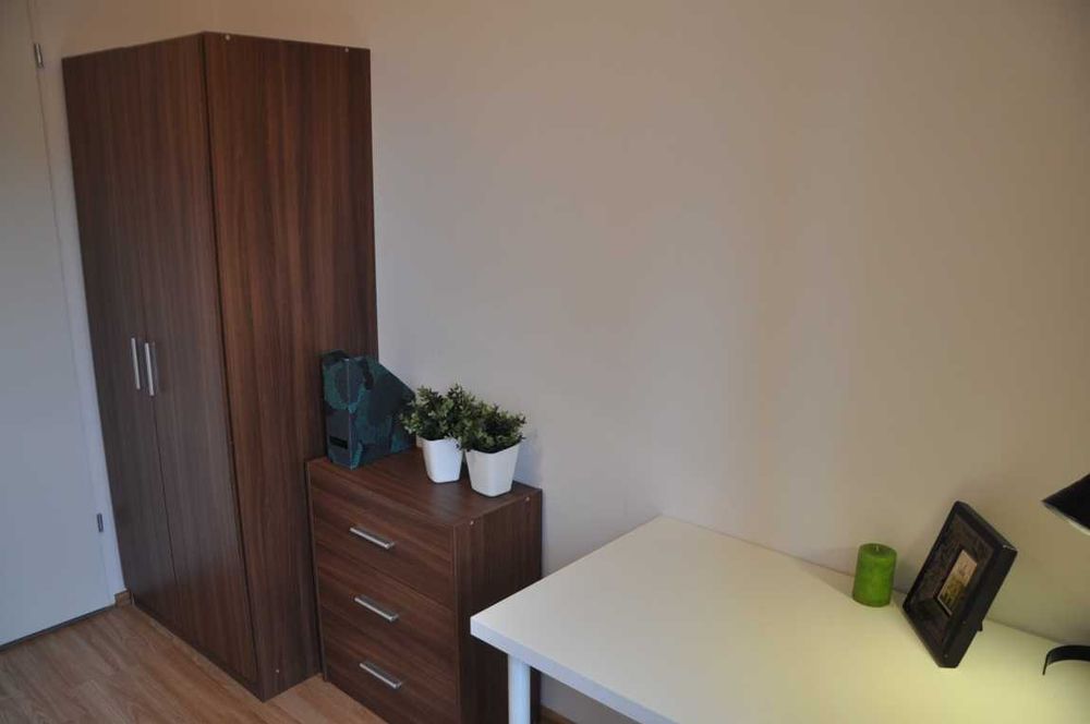 Pokój jednoosobowy z wyjściem do ogródka – ul. Rzepakowa 2A, Wrocław