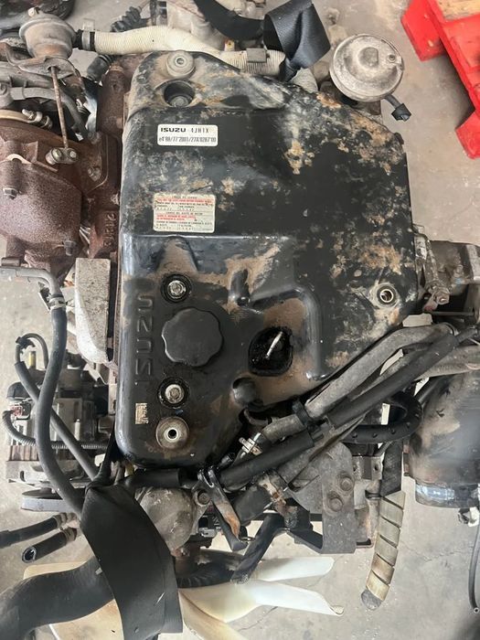 Motor Isuzu NKR 3.0 4JH1
