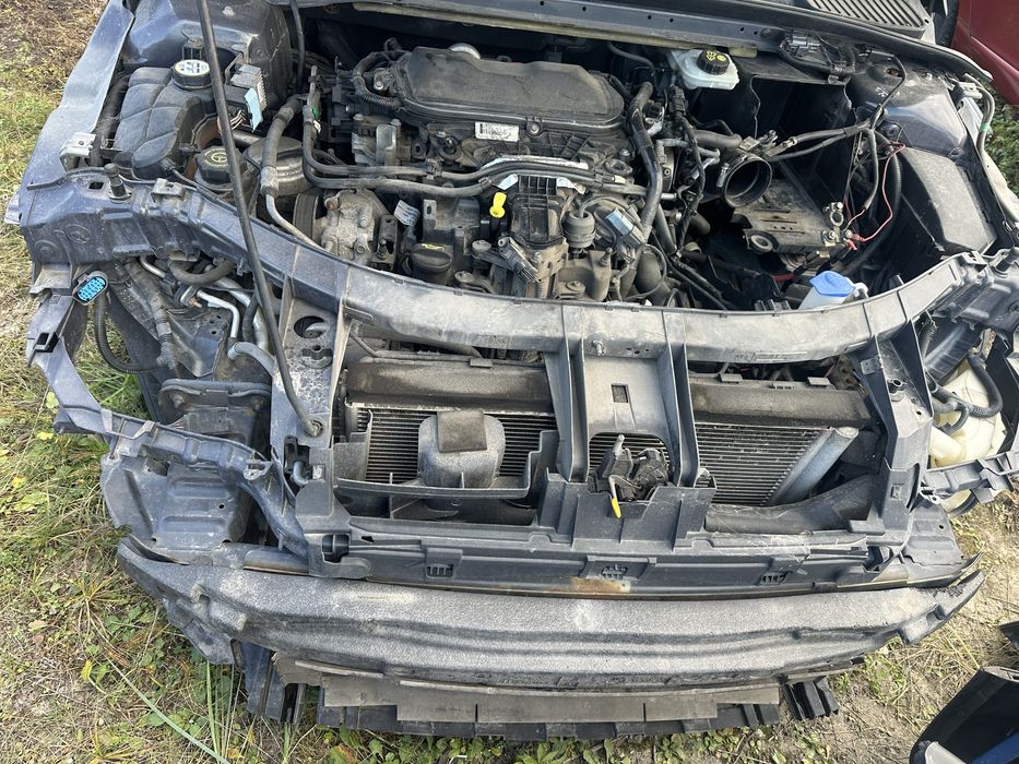 Установочная передняя панель телевизор Ford Mondeo MK4