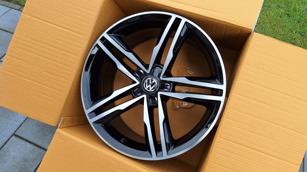 Nowe Alufelgi 5x112 R18 Audi A3 A4 A5 A6 Q5 TT Skoda Octavia Superb Vw