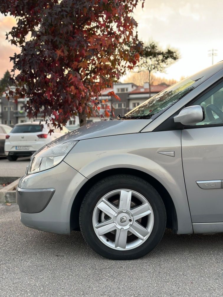 Vendo Renault Scenic 1.5 DCI 100cv