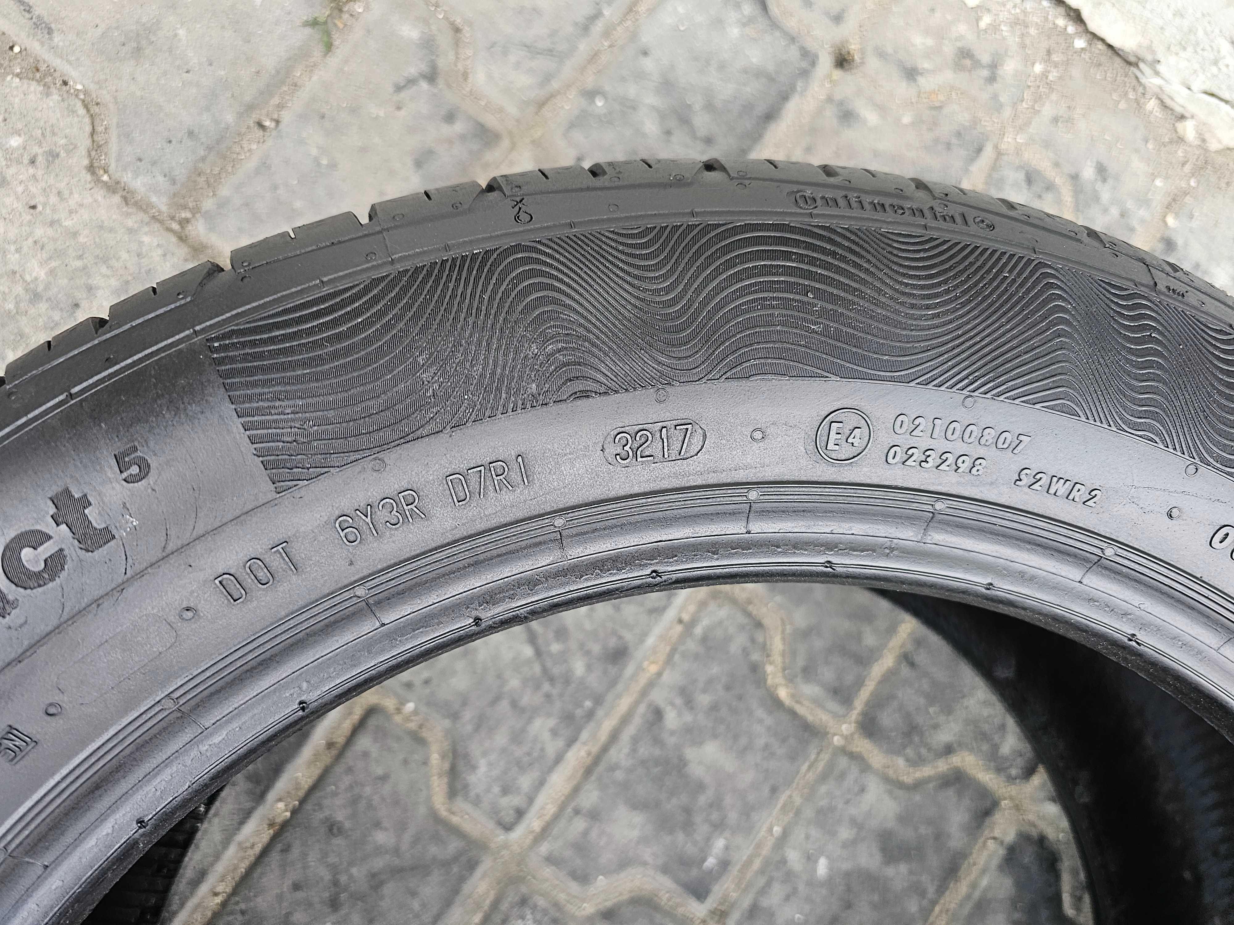 Lato Continental 215/55 R17 5mm