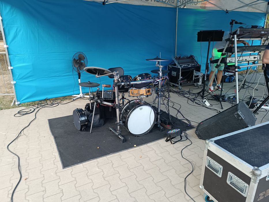 Sprzedam perkusje elektroniczna z modułem Roland td 6v