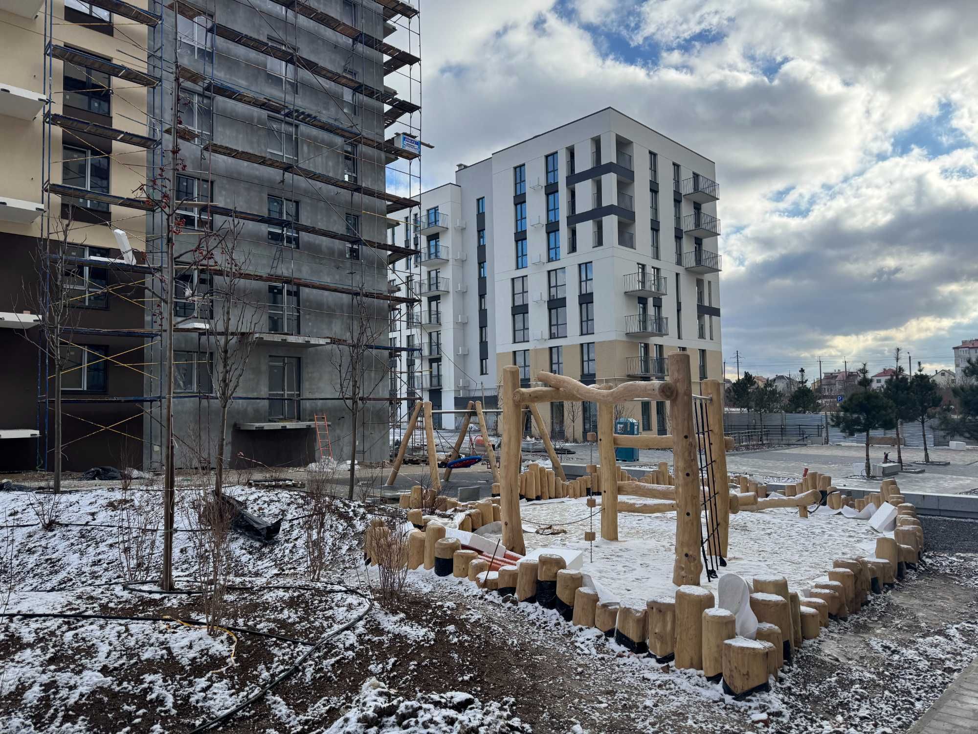 Продаж(Єоселя) 1-кімнатної квартири 38 м2 Пустомити (9км.від Львова)