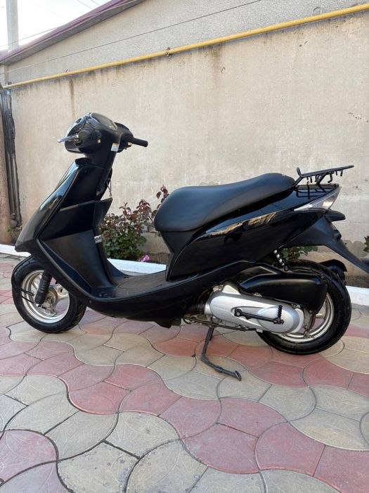 Продам мопед Honda Dio AF-62