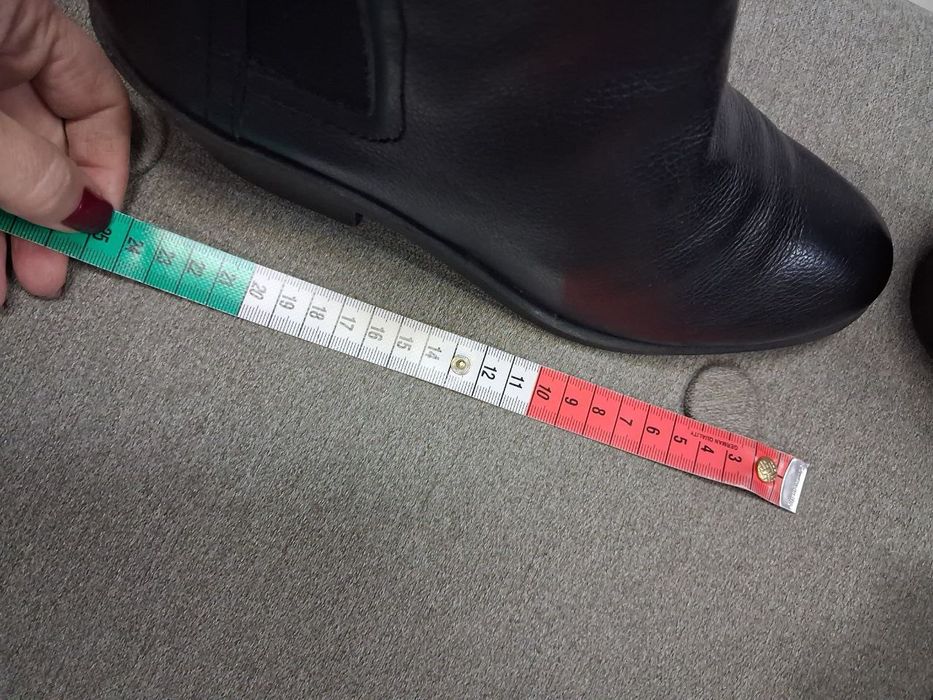 Півчобітки Guess originally