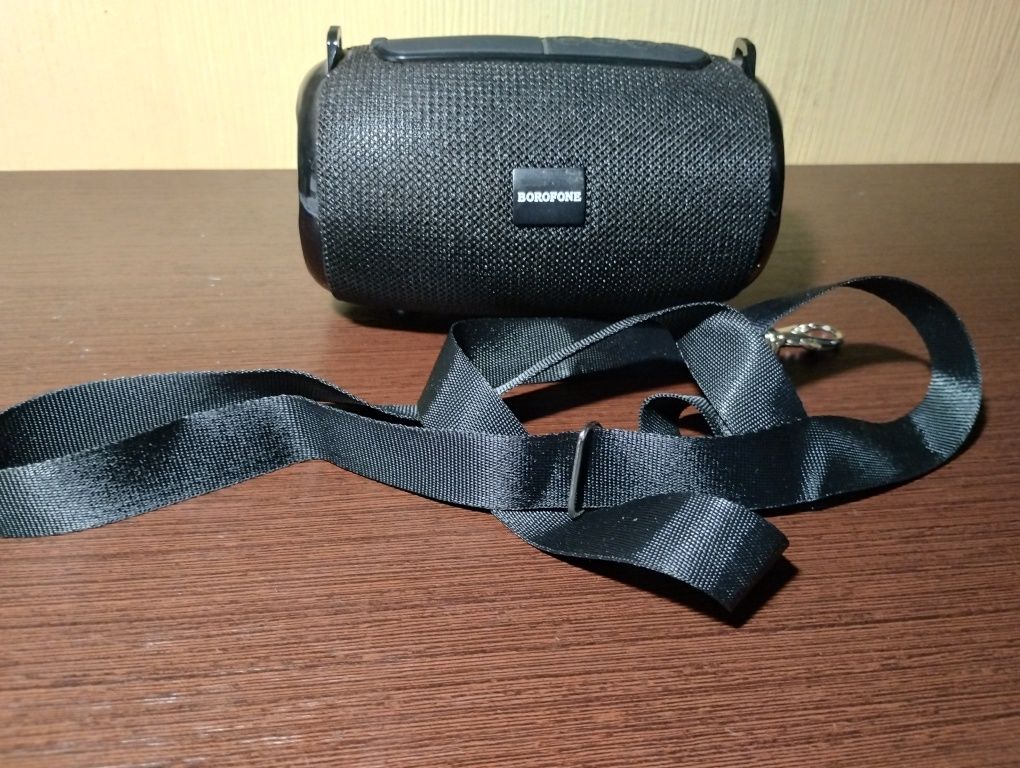 Портативні колонки з блютуз, аукс для телефона, micro CD,  радіо, USB
