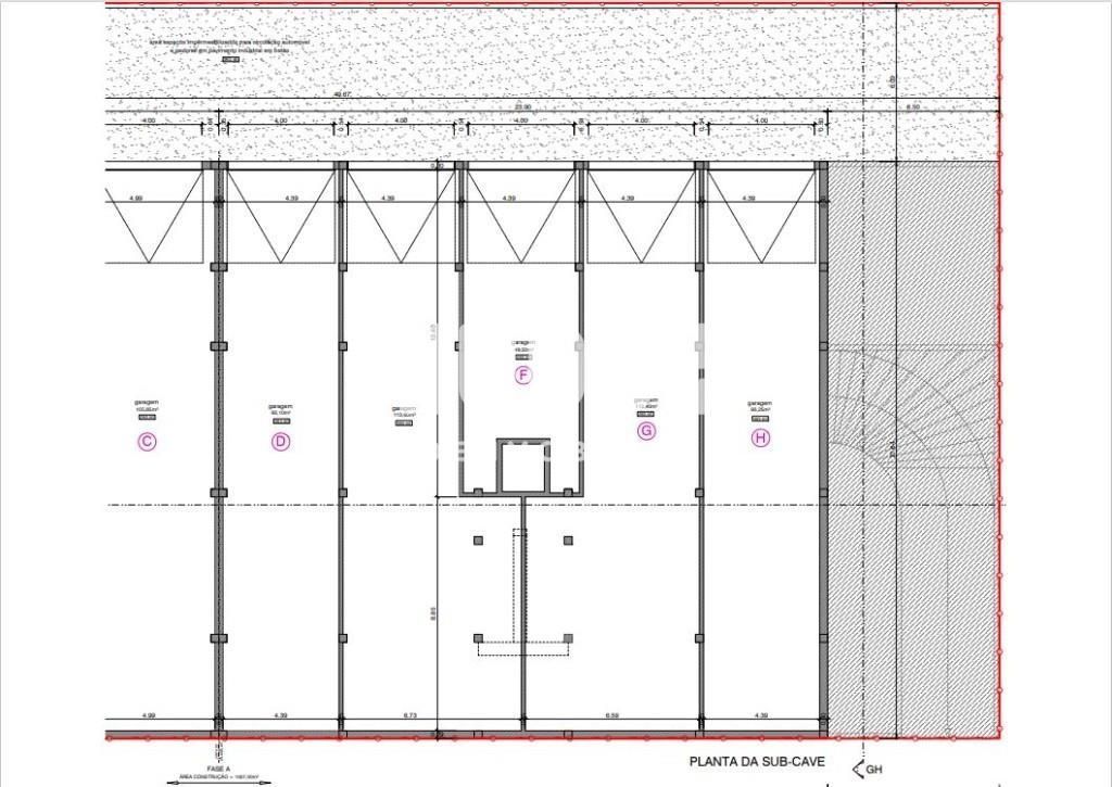 Garagem fechada com 93,20m2