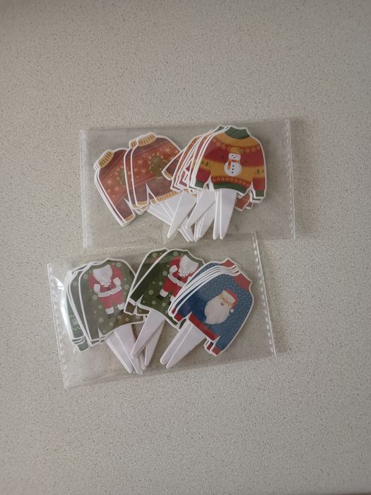 Papierowe pikiery do babeczek ze świątecznym motywem