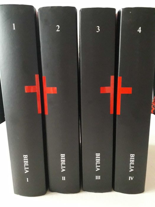Biblia Pismo Święte Starego i Nowego Testamentu 4 Tomy