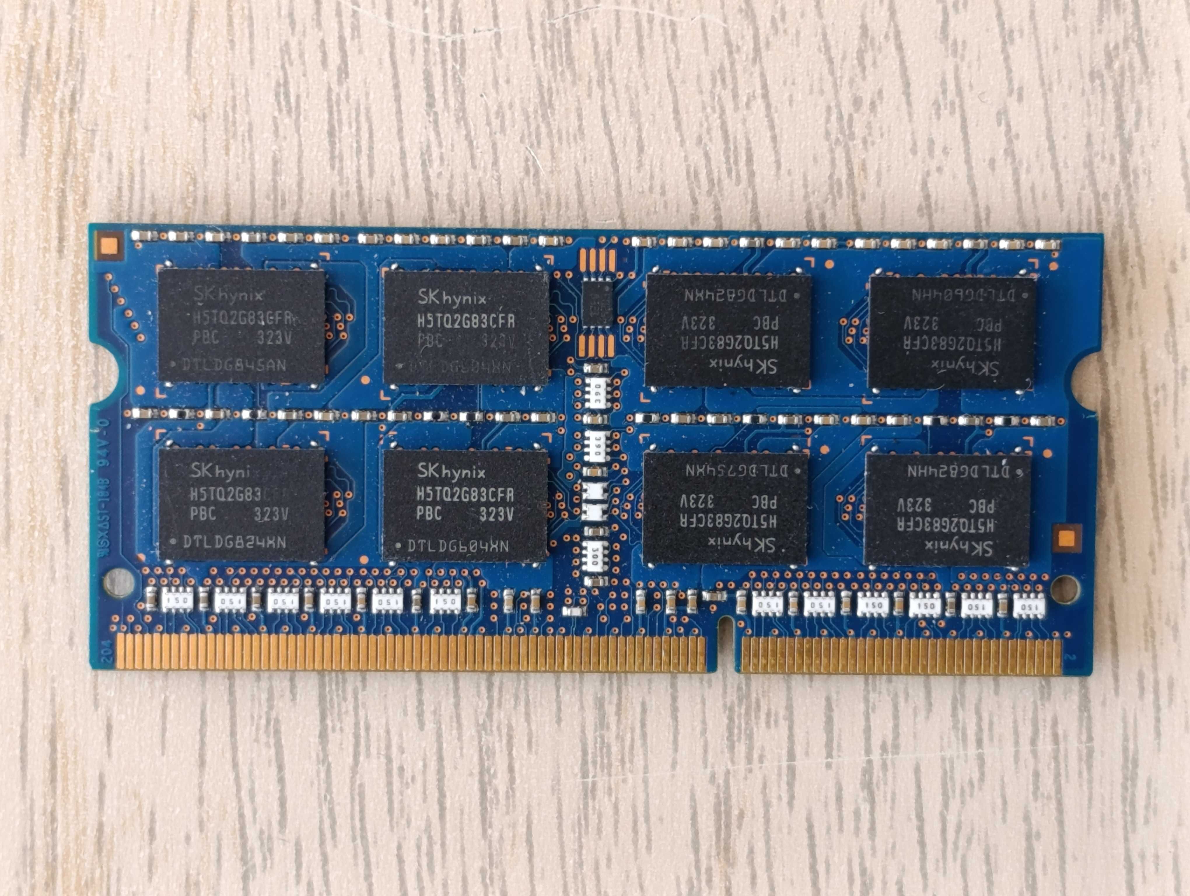2 szt. pamięci RAM DDR3 4GB HMT351S6CFR8C-PB [K24]