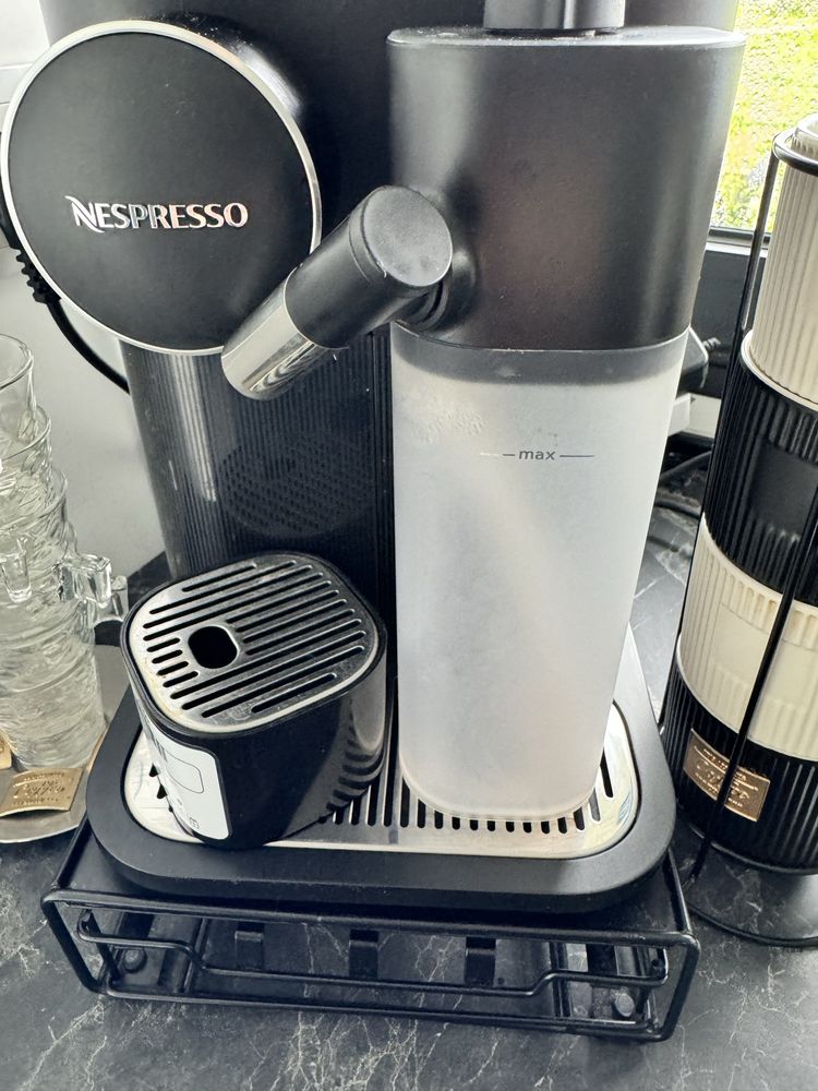 Maquina cafe Nespresso