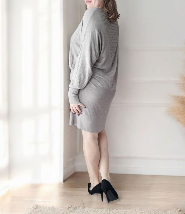 Beżowa dzianinowa sukienka wiskoza xl sweterkowa c&a