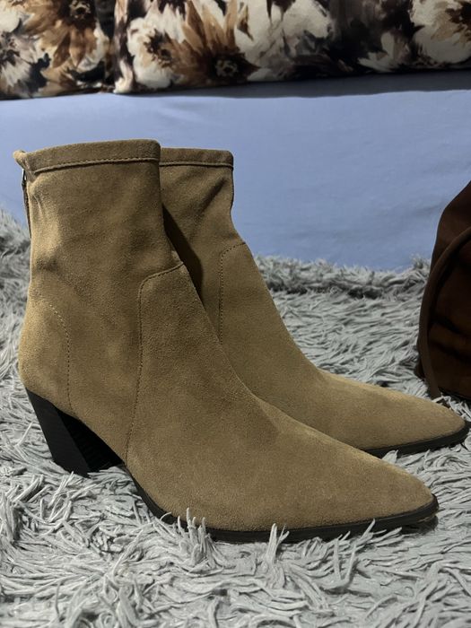 Козаки натуральна замша Reserved