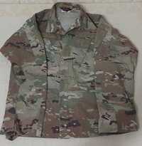 Куртка і штани бойової форми армії США