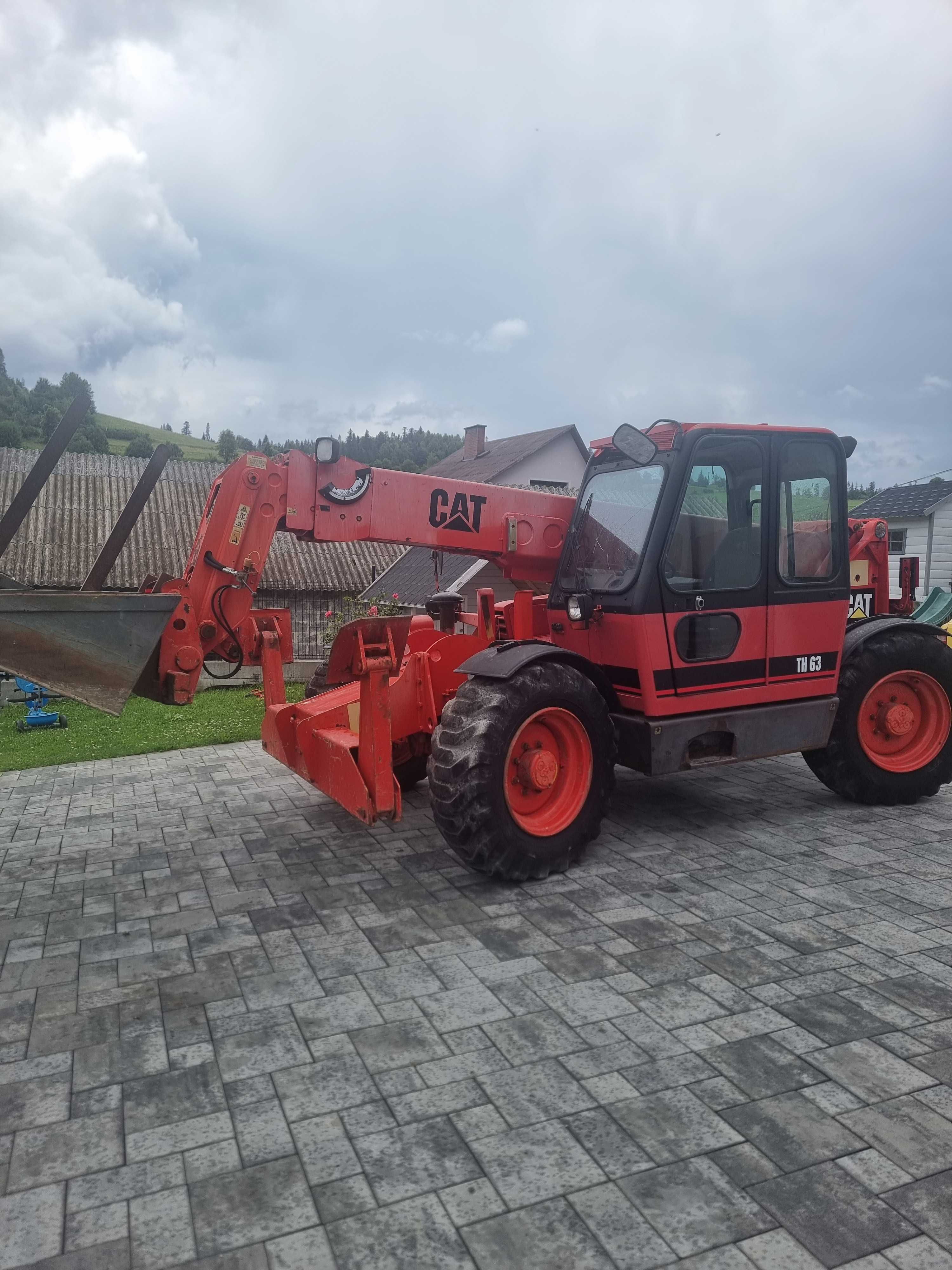 Ładowarka Teleskopowa Caterpillar th63