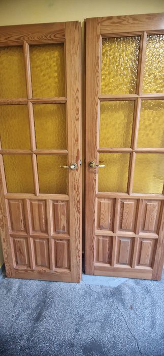 Drzwi wewnętrzne drewniane