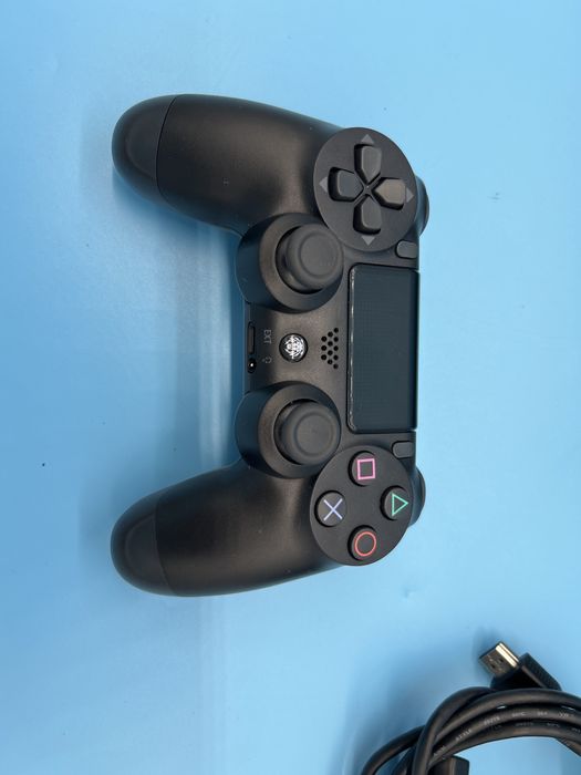 #1257 konsola playstation 4 ps4 pro 1Tb 12.00 CUH-7016B pad