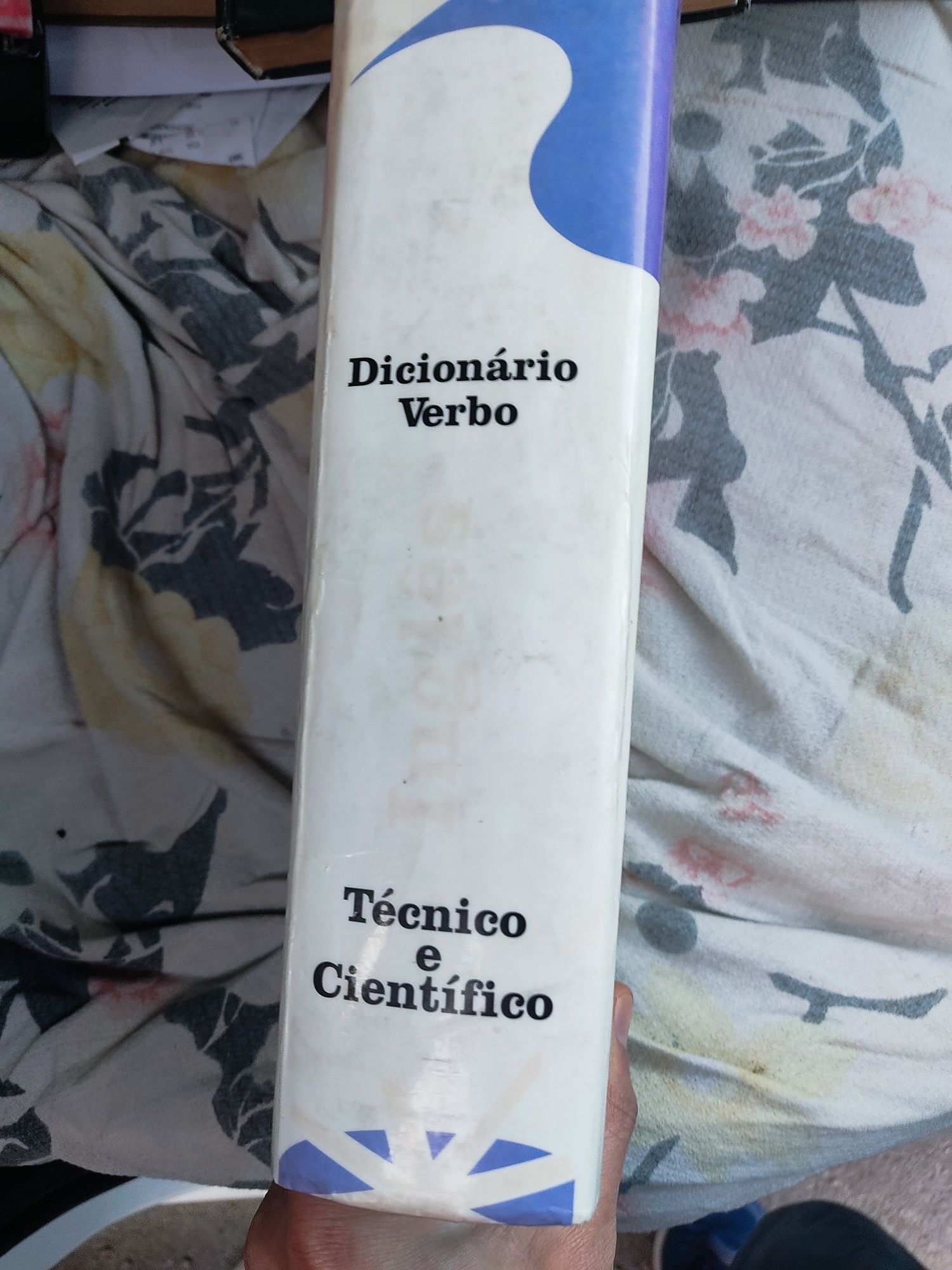 Dicionário VERBO de Inglês Técnico e Científico POR/ENG