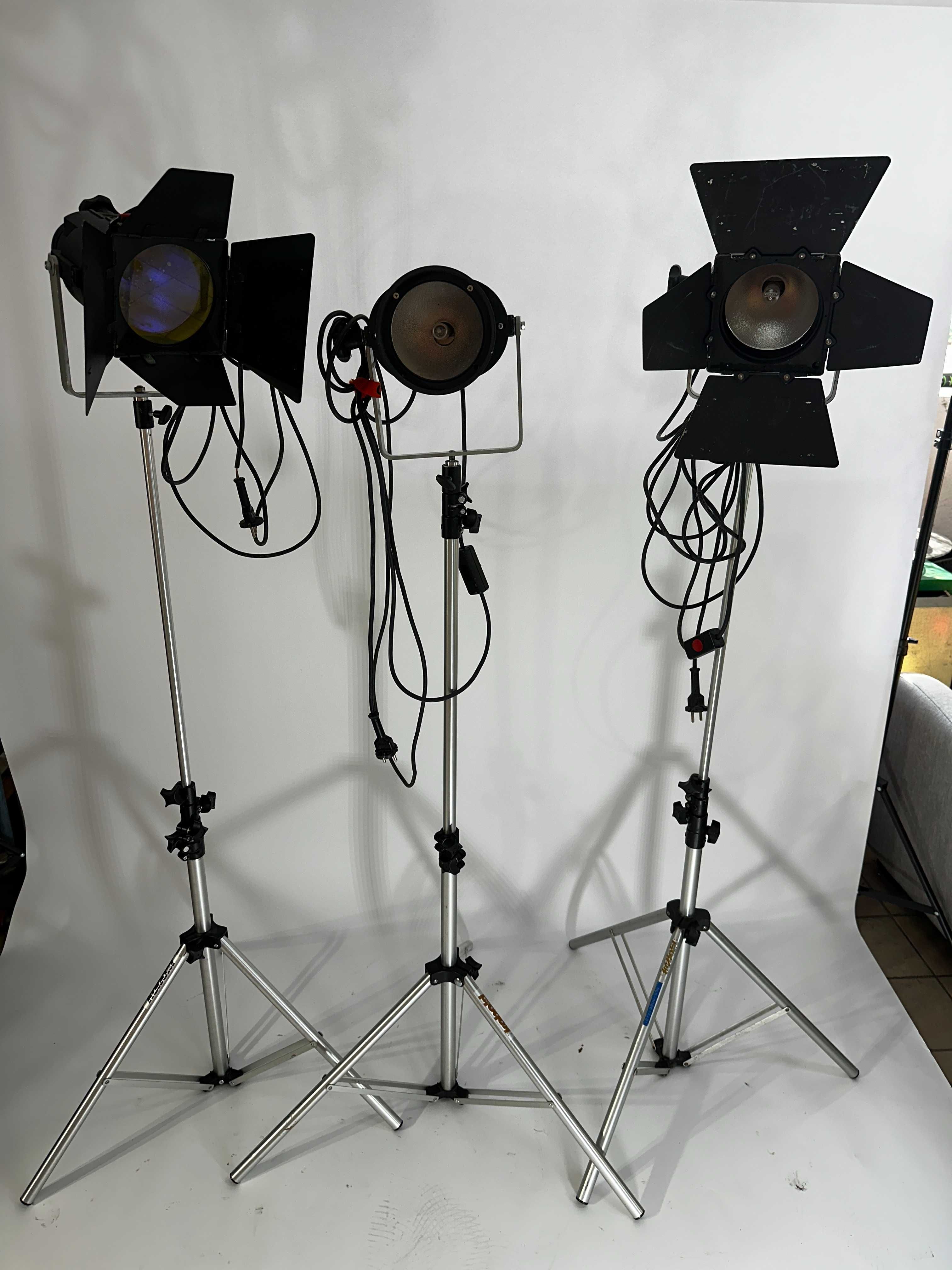 Lampy studyjne telewizyjne teart fotografia na statywie firmy kobold.