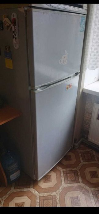 Оренда місця в кімнаті для студентки на Карпенка(Дружба)без господарів