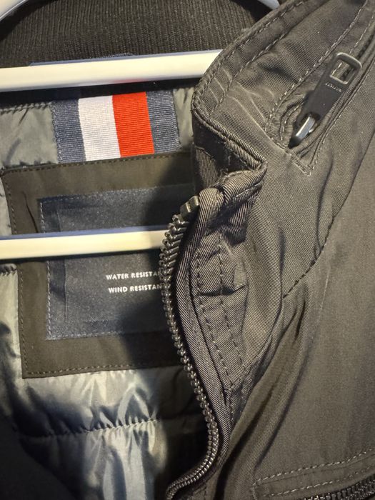 Куртка чоловіча нова Бренд Tommi Hilfiger зима  осінь гарна практична