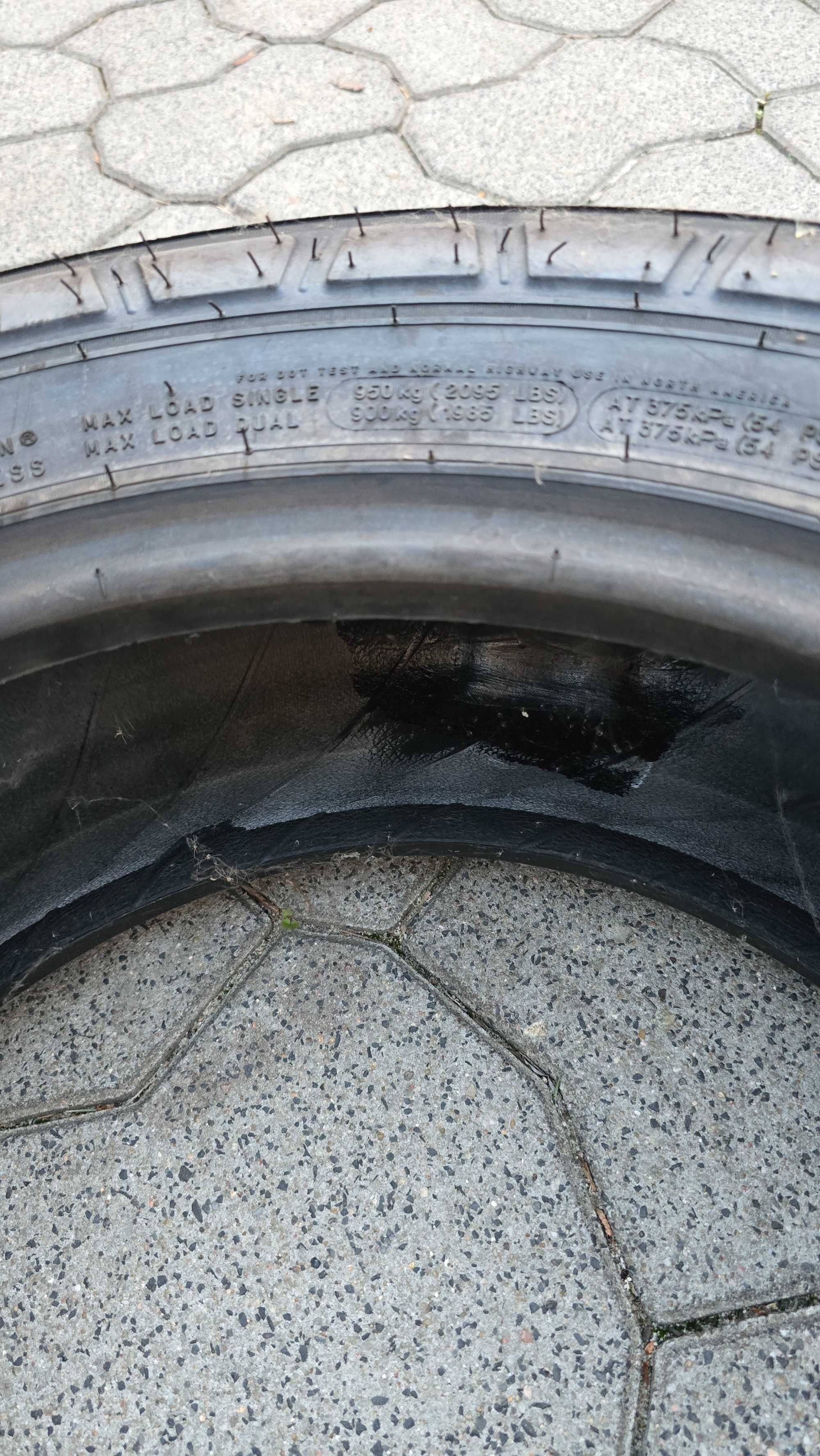 Opona Michelin 215/65 R 16 C