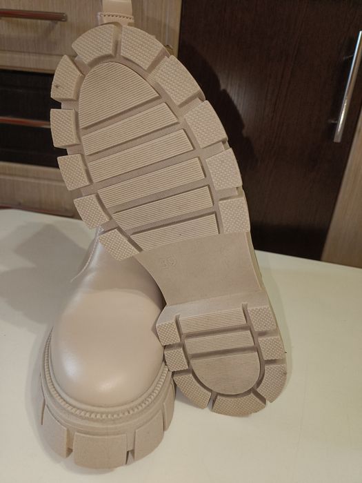 Жіночі зимові шкіряні черевики, чоботи челсі