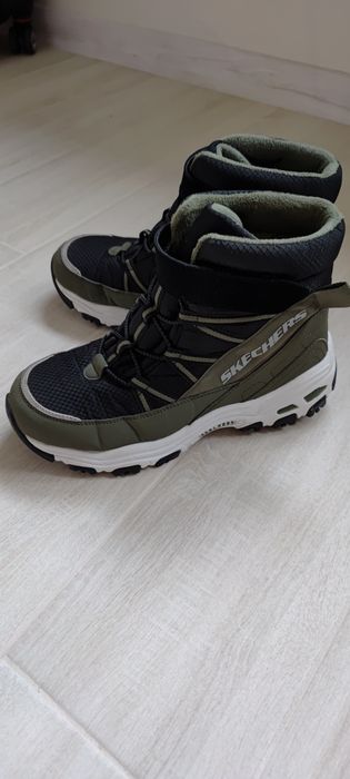 Дитячі зимові черевики skechers