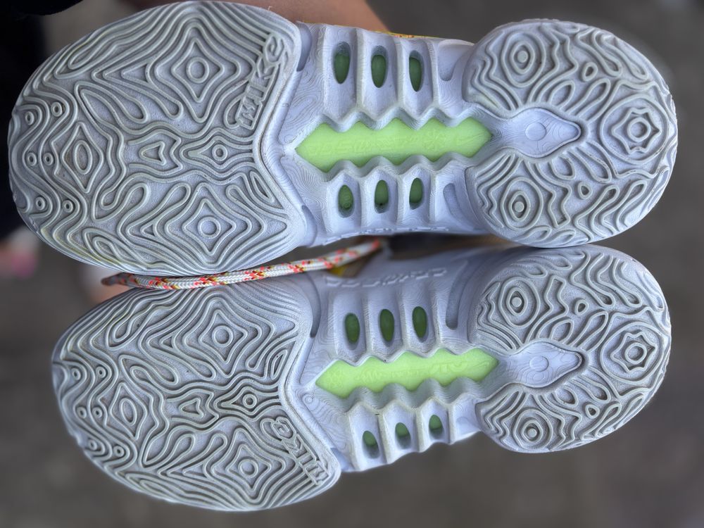 Кросівки,кросовки для баскетбола.Баскетбольні Найк,NIKE. Оригінал