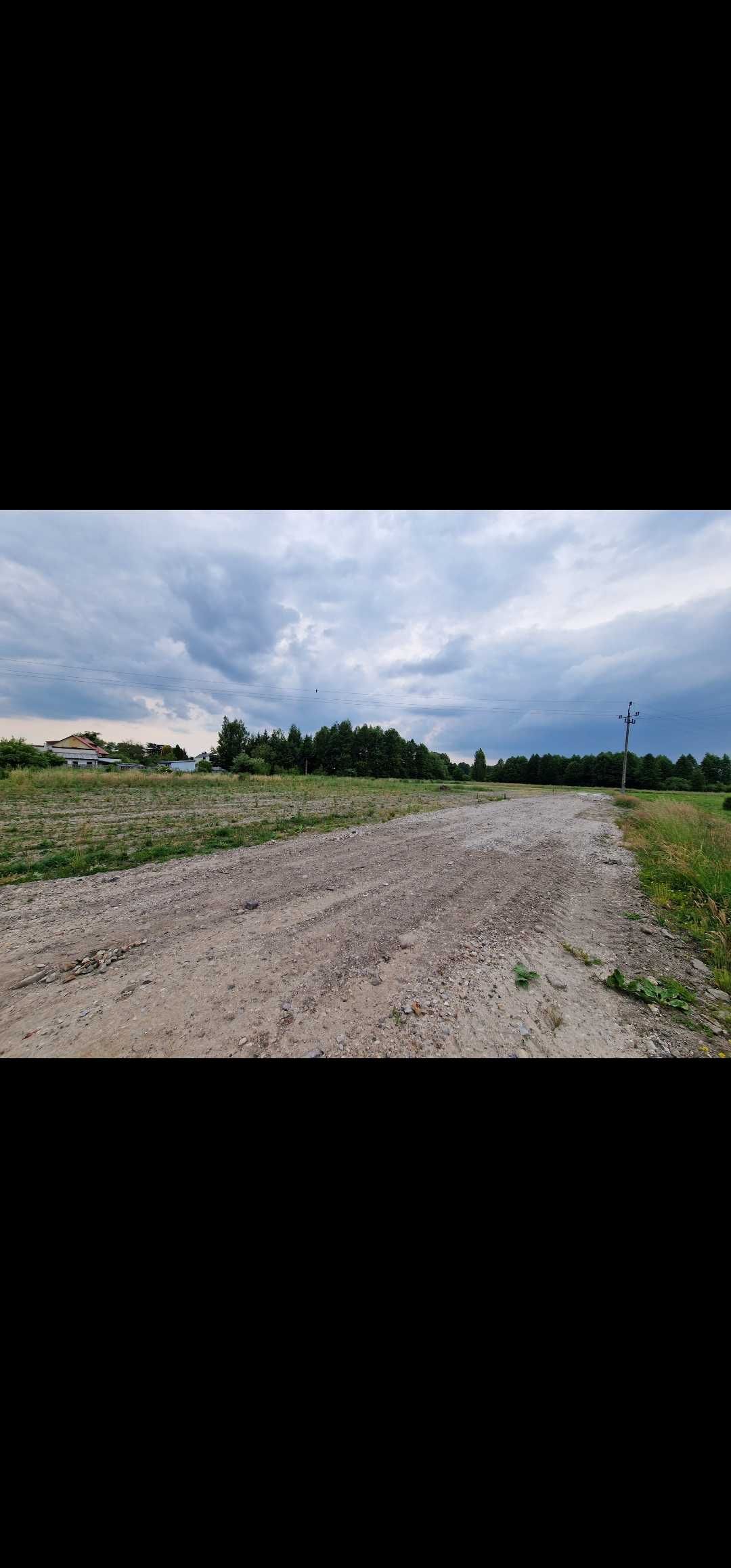 Działka budowlana nr3 na sprzedaż.