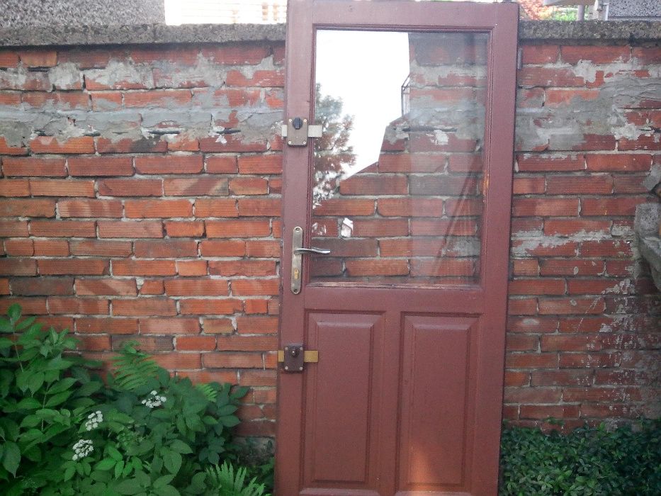 Drewniane drzwi 80