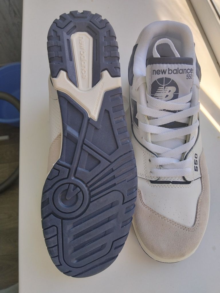 Кросівки чоловічі New Balance 550