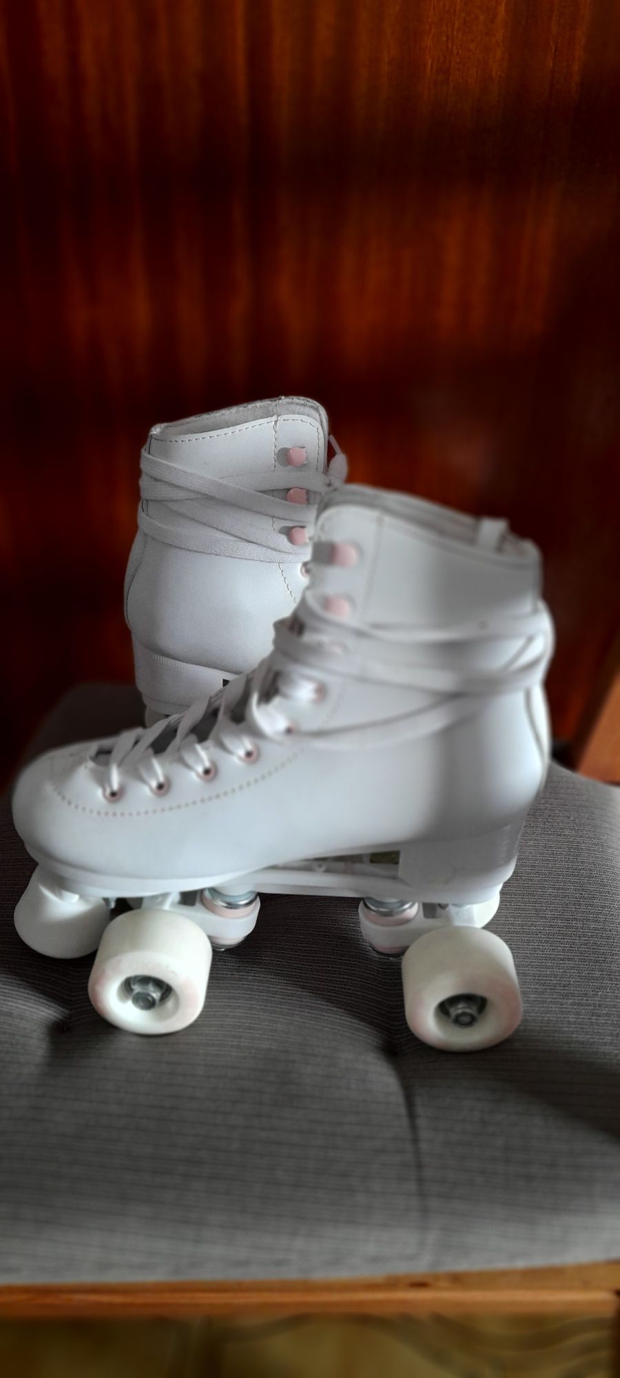 Vendo estes patins