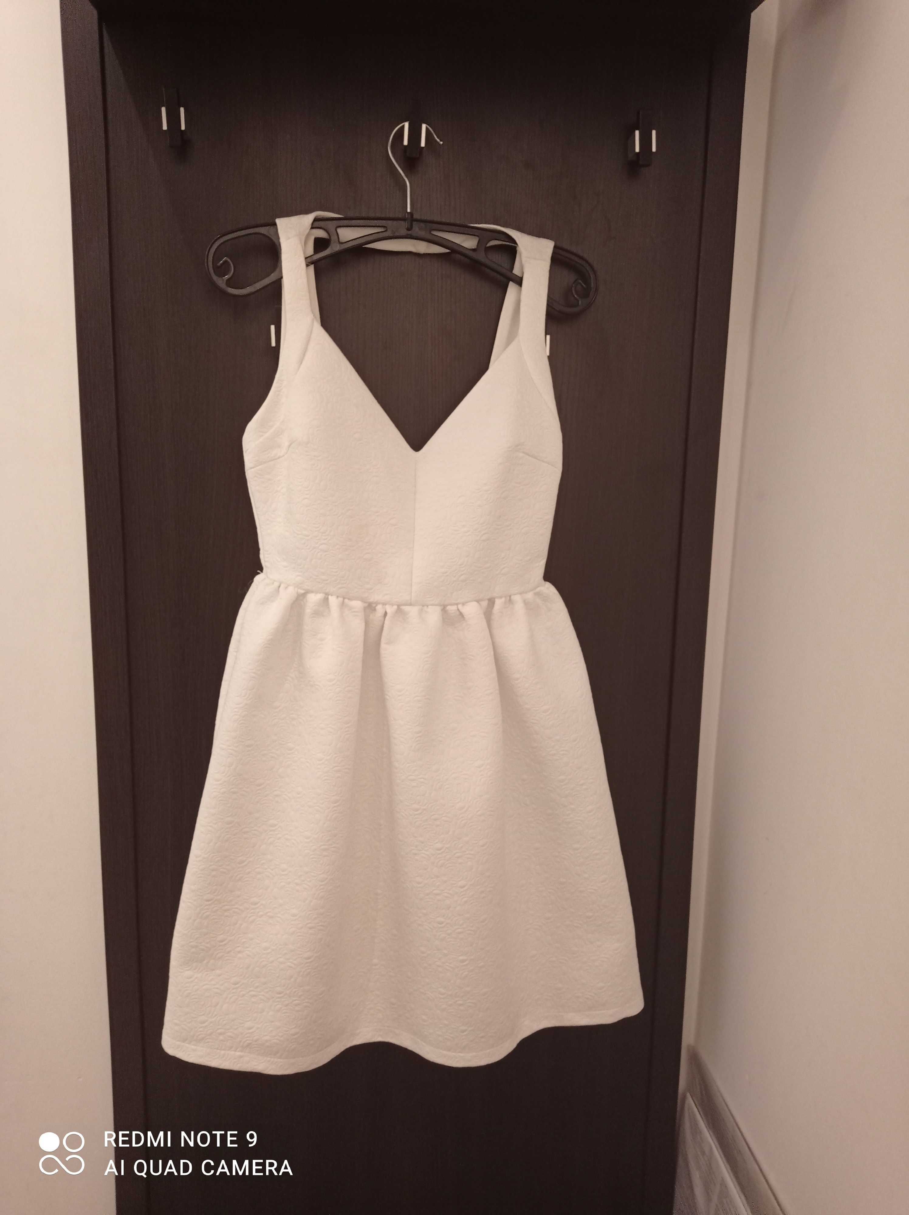 ZARA efektowna biała sukienka gołe plecy XS/S