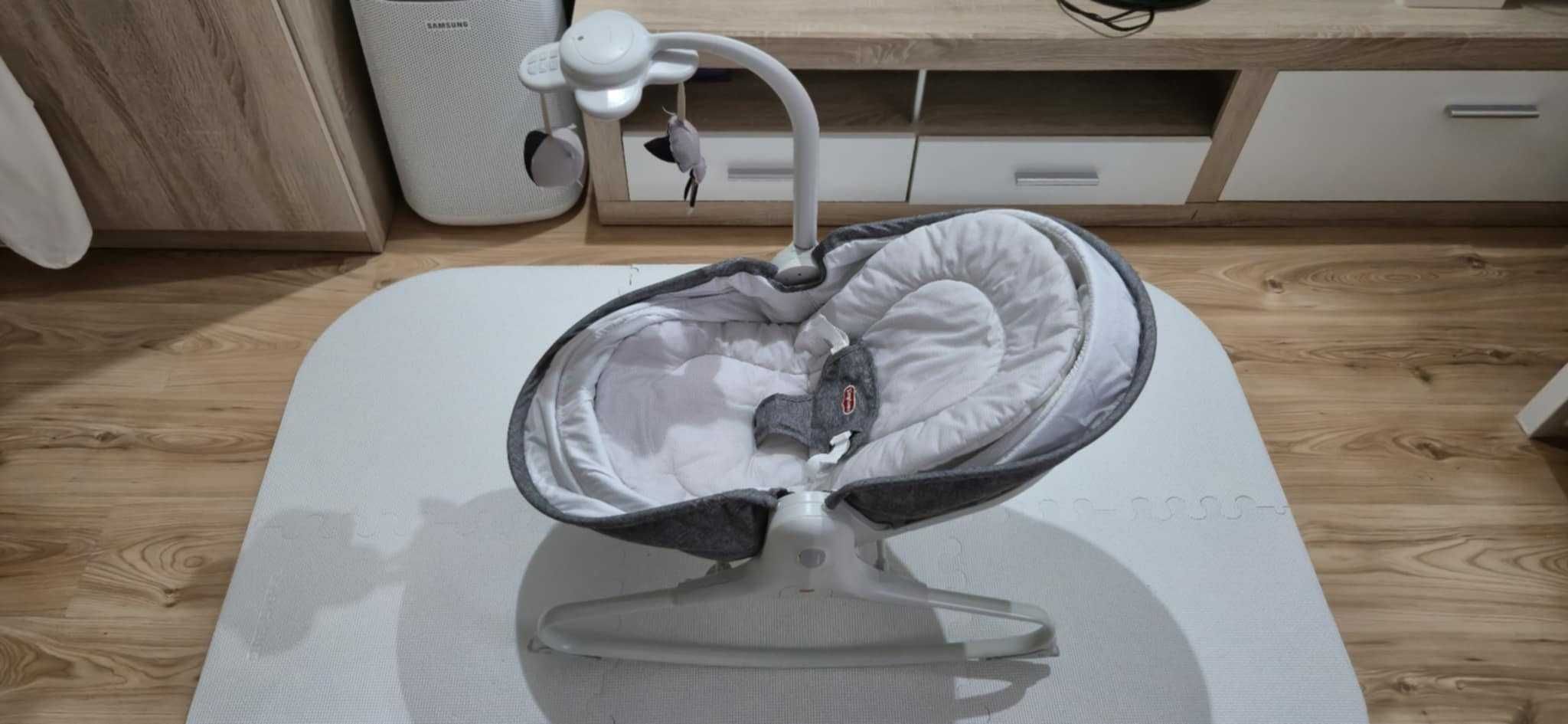 Tiny Love, leżaczek z karuzelką i zabawkami