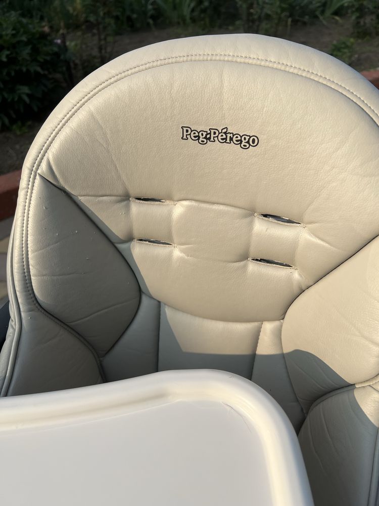 Стульчик для годування Peg Perego Siesta
