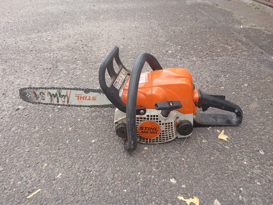Piła spalinowa łańcuchowa stihl ms180 pomaranczowa