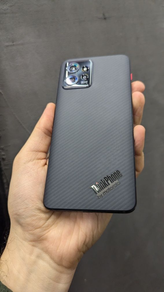 Motorola Thinkphone 8/256GB OLED 144 гГц Snapdragon 8+ Gen 1 захищений
